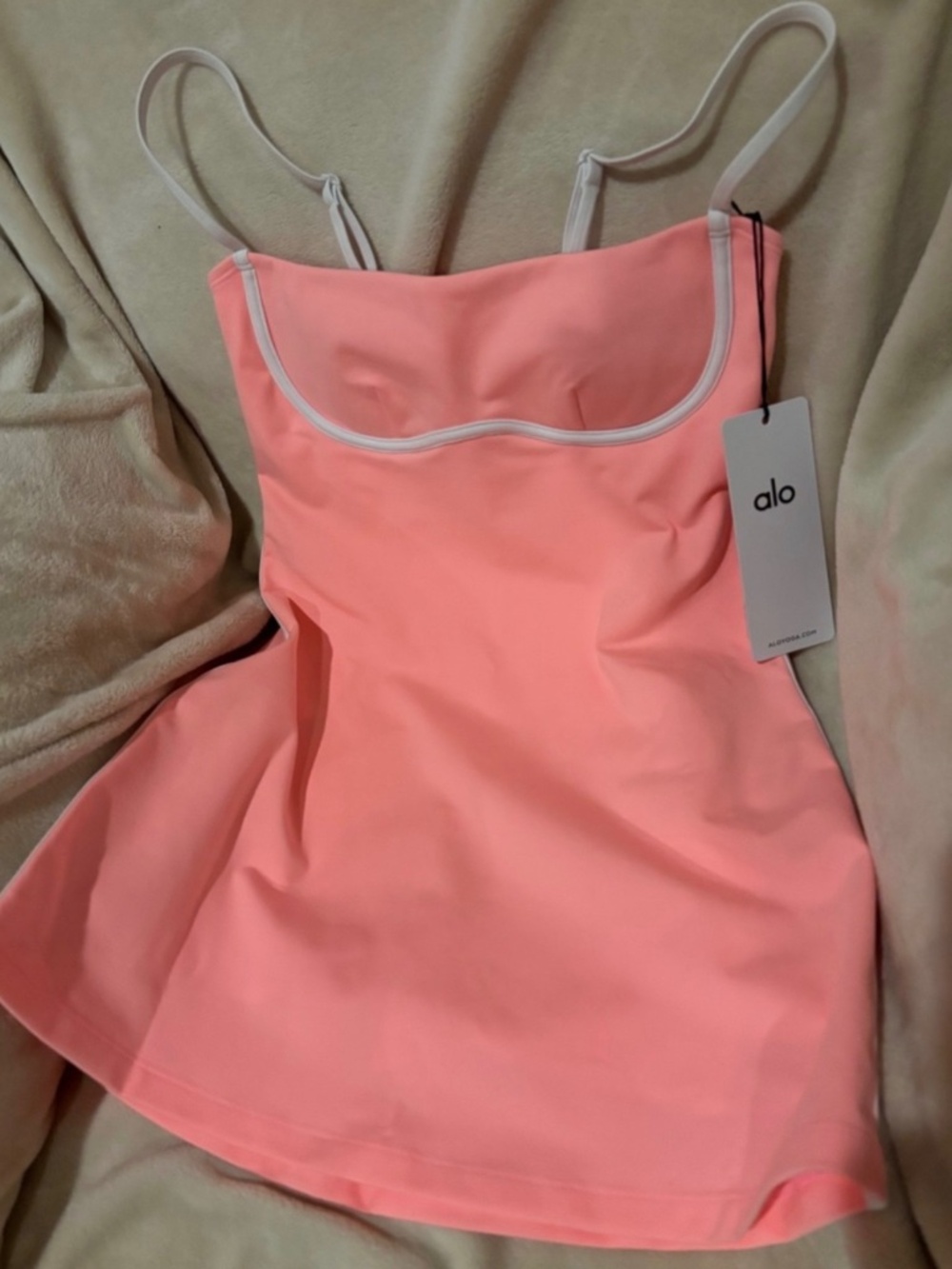 Alo Streamlined Dress Neon Bubblegum XS NWT